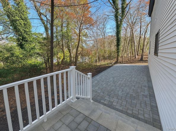 26 Brewster Hill Road, East Setauket NY 11733
