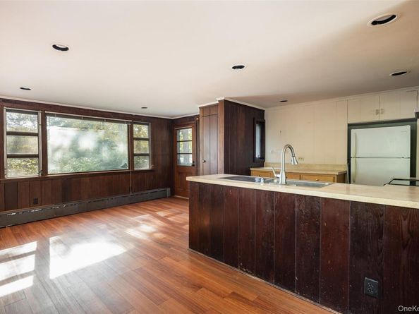 22 Roosevelt Boulevard, East Patchogue NY 11772