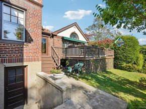 18 Chippewa Road, Yonkers NY 10710