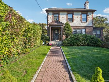 18 Chippewa Road