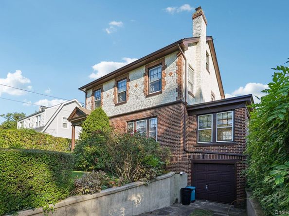 18 Chippewa Road, Yonkers NY 10710