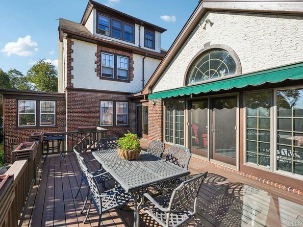 18 Chippewa Road, Yonkers NY 10710