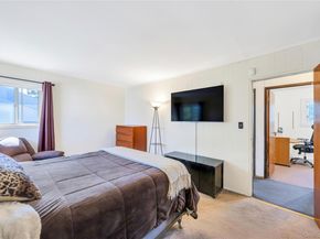 23 Toysome Lane, Deer Park NY 11729