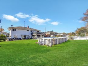 23 Toysome Lane, Deer Park NY 11729