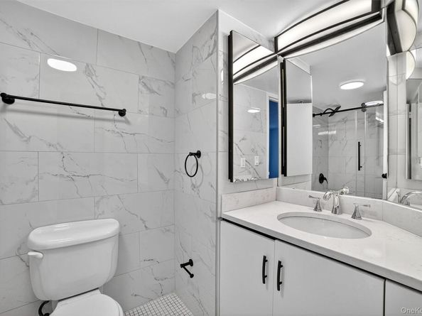 25 Rockledge Avenue 410W, White Plains NY 10601