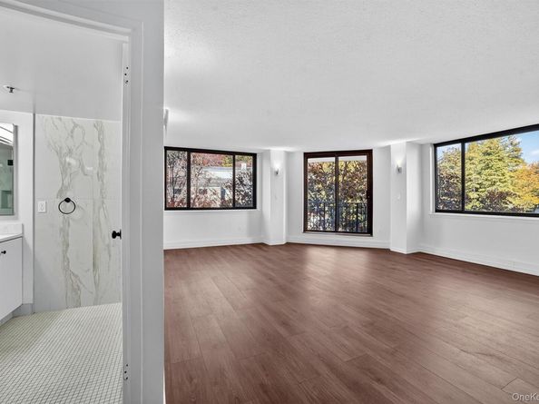 25 Rockledge Avenue 410W, White Plains NY 10601