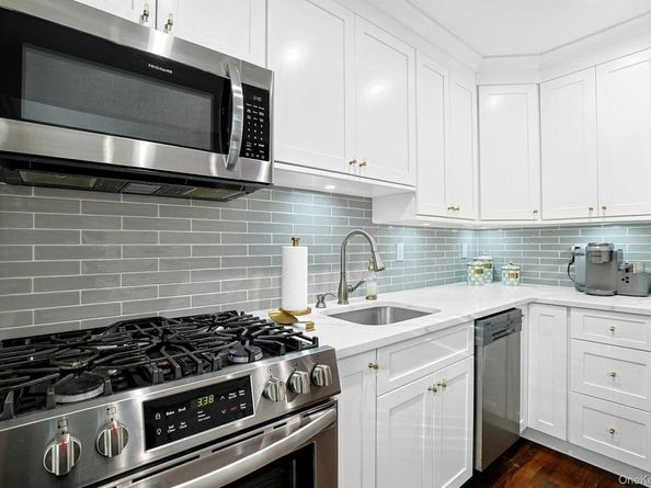 1245 California Road b23, Eastchester NY 10709