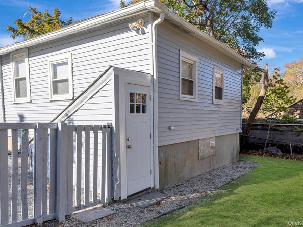 860 Flanders Road, Flanders NY 11901