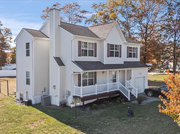 64 E Margin Road, Ridge NY 11961