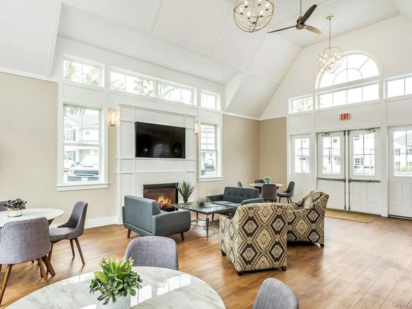 512 Breton Way, Glen Cove NY 11542