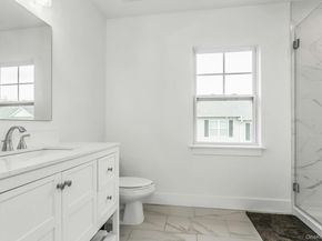 512 Breton Way, Glen Cove NY 11542