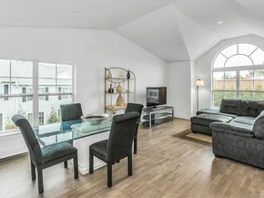 512 Breton Way, Glen Cove NY 11542