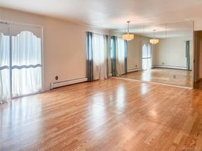 18 Granada Crescent 1, White Plains NY 10603