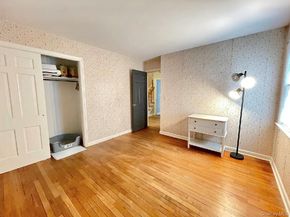 185 QUAKER Path, East Setauket NY 11733