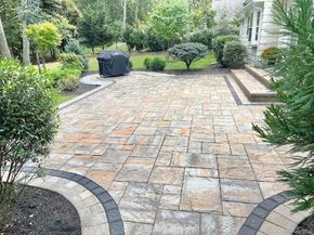 185 QUAKER Path, East Setauket NY 11733