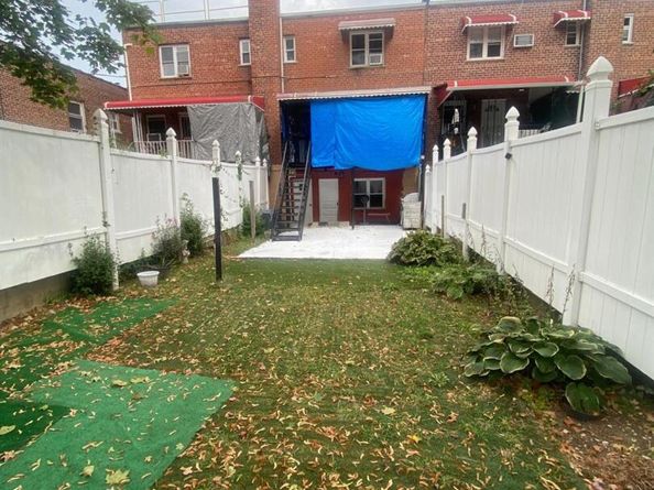 2923 N Mickle Avenue, Bronx NY 10469