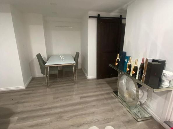 2923 N Mickle Avenue, Bronx NY 10469