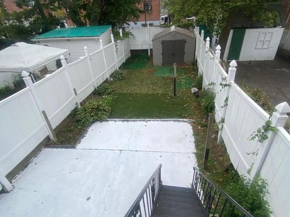 2923 N Mickle Avenue, Bronx NY 10469