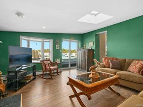 136 Connetquot Drive, Oakdale NY 11769