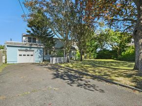 136 Connetquot Drive, Oakdale NY 11769