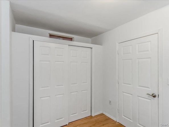 94-86 218th Street, Queens Village NY 11428