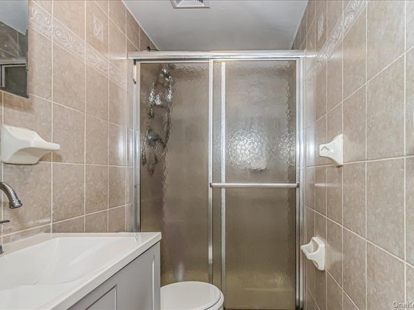 94-86 218th Street, Queens Village NY 11428
