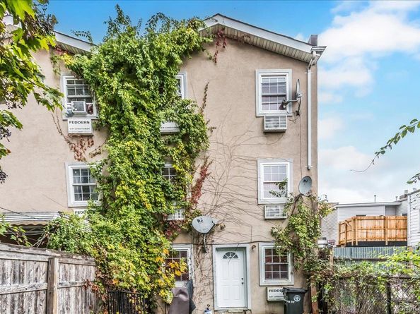 94-86 218th Street, Queens Village NY 11428