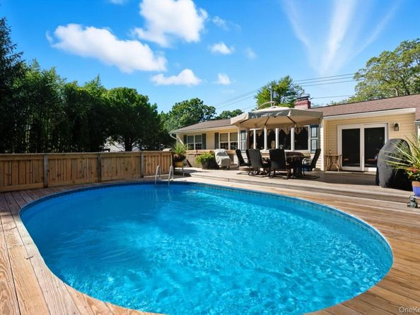 347 Wading River Road, Manorville NY 11949