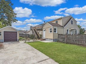 641 Lowell Road, Uniondale NY 11553