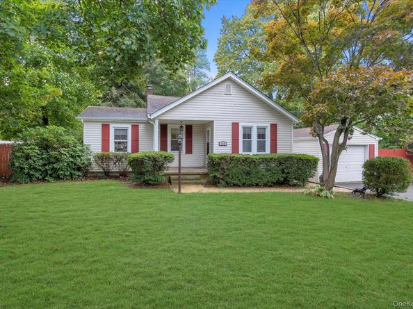 813 Park Avenue, Huntington NY 11743
