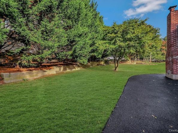 30 Dogwood Road, Rocky Point NY 11778