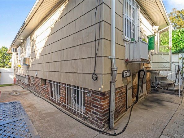 13214 Horace Harding Expressway, Flushing NY 11367