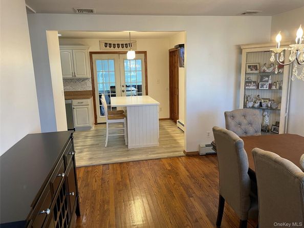 1321 7th Street, West Babylon NY 11704