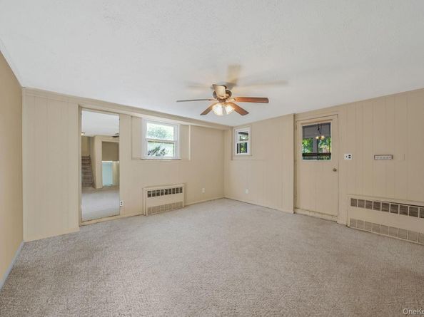 379 Roxbury Road S, Garden City South NY 11530
