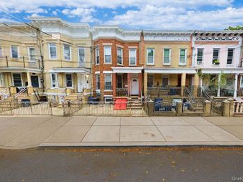 8729 86th Street