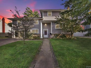 108 Block Boulevard