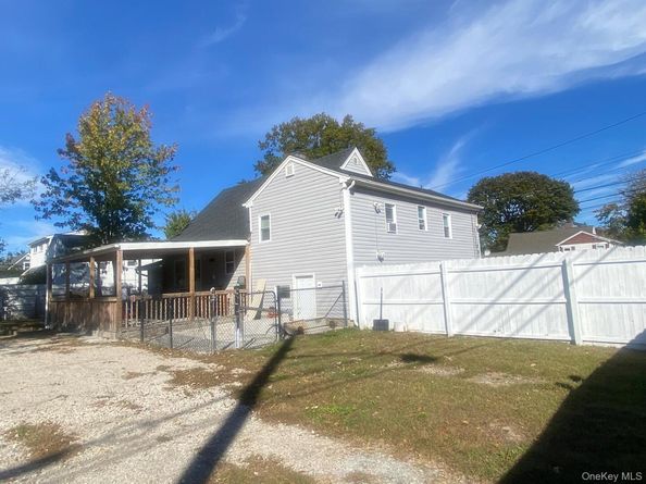 1452 Peters Boulevard, Bay Shore NY 11706