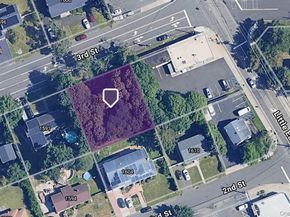 1599 3rd Street, West Babylon NY 11704