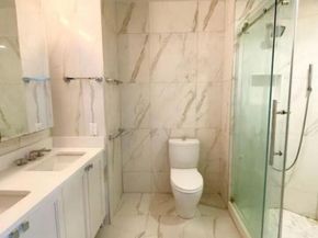 330 E 38th Street 53K, New York (Manhattan) NY 10016