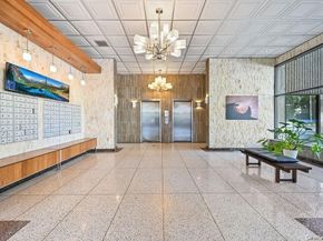 152-18 Union Turnpike 9P, Kew Garden Hills NY 11367