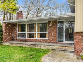 6 George Court, Miller Place NY 11764