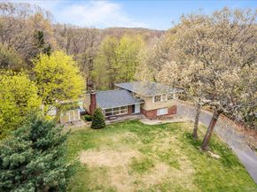 6 George Court, Miller Place NY 11764
