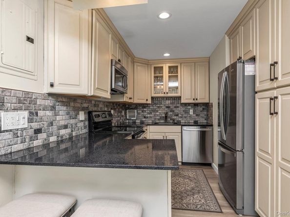 162-31 9th 5C, Beechhurst NY 11357
