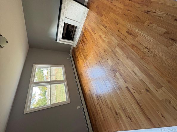 14 Whitney Lane, Coram NY 11727