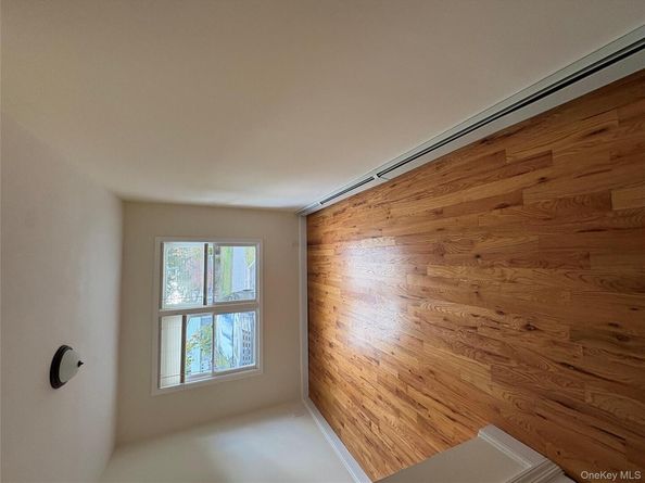 14 Whitney Lane, Coram NY 11727