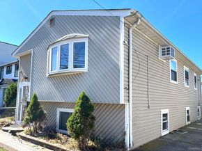11 Mount Avenue, Freeport NY 11520