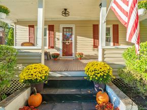 15 Dune Court, Northport NY 11768