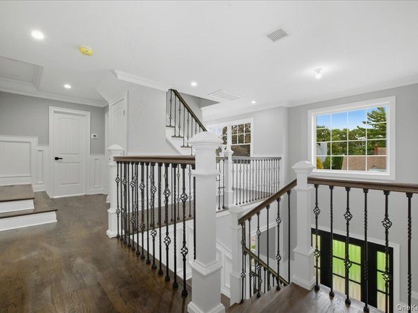 1744 Princeton Drive W, Wantagh NY 11793