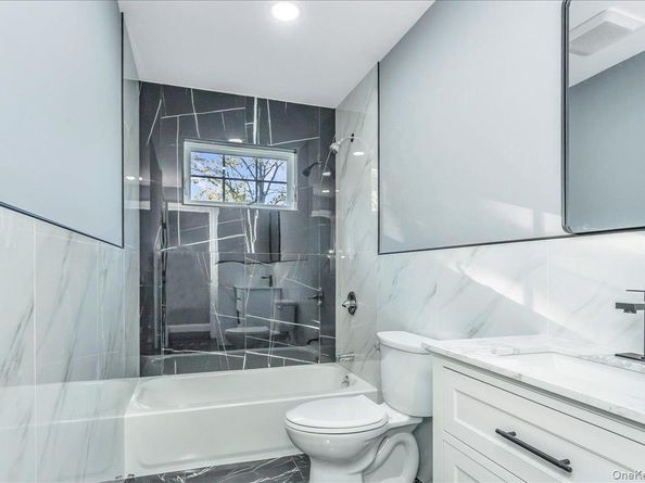 26 Gabon Lane, Coram NY 11727