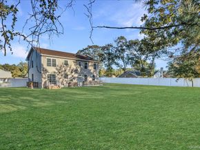 26 Gabon Lane, Coram NY 11727